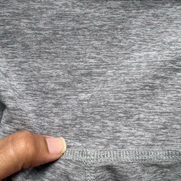 Beyond Yoga X Peloton Caught In The Midi Legging in Gray Size Small - Picture 7 of 8